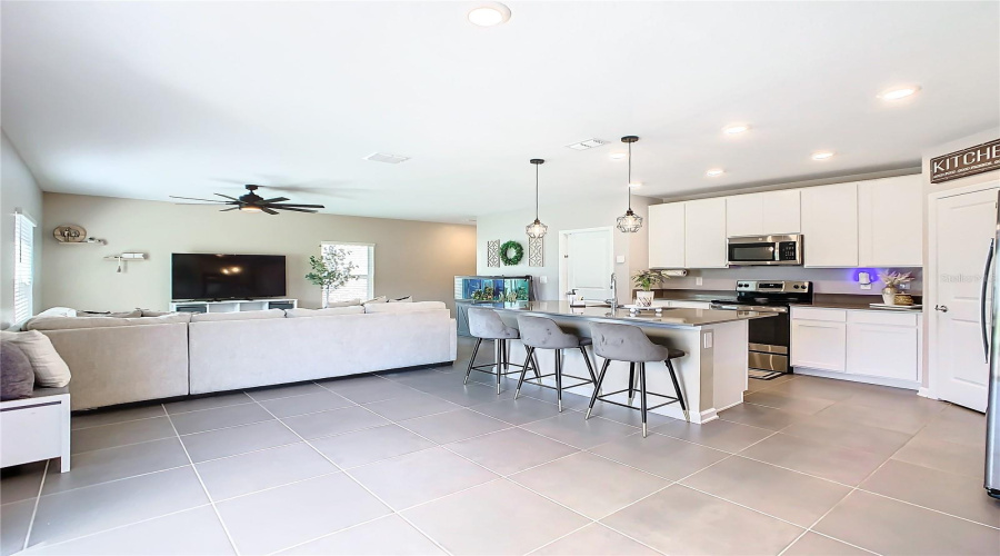 DAVENPORT, Florida 33837, 4 Bedrooms Bedrooms, ,2 BathroomsBathrooms,Residential,For Sale,JOHN JACOB,0,MFRS5144008