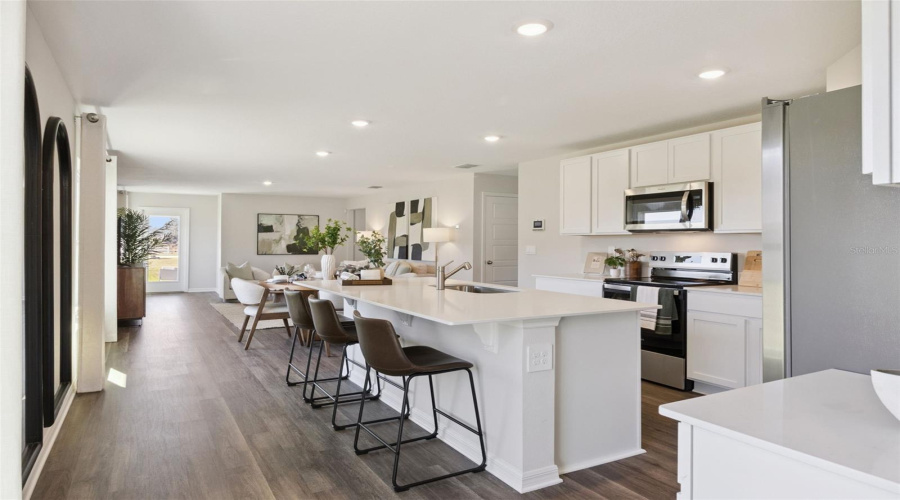 DAVENPORT, Florida 33837, 4 Bedrooms Bedrooms, ,2 BathroomsBathrooms,Residential,For Sale,MOUNTAIN,0,MFRO6383069