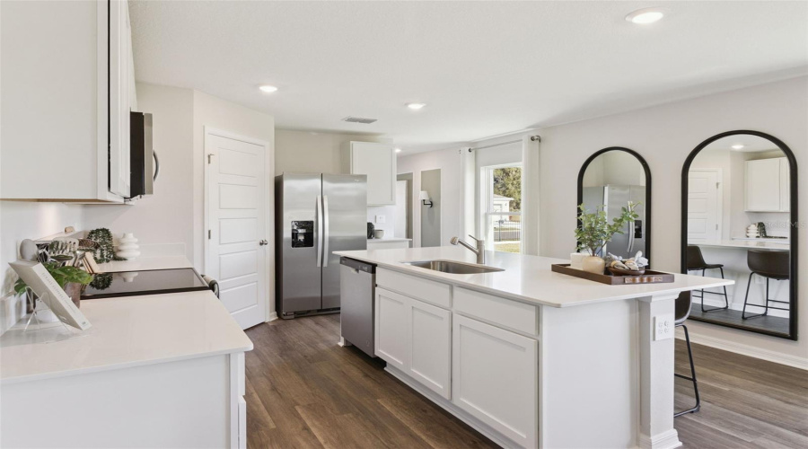 DAVENPORT, Florida 33837, 4 Bedrooms Bedrooms, ,2 BathroomsBathrooms,Residential,For Sale,MOUNTAIN,0,MFRO6383069