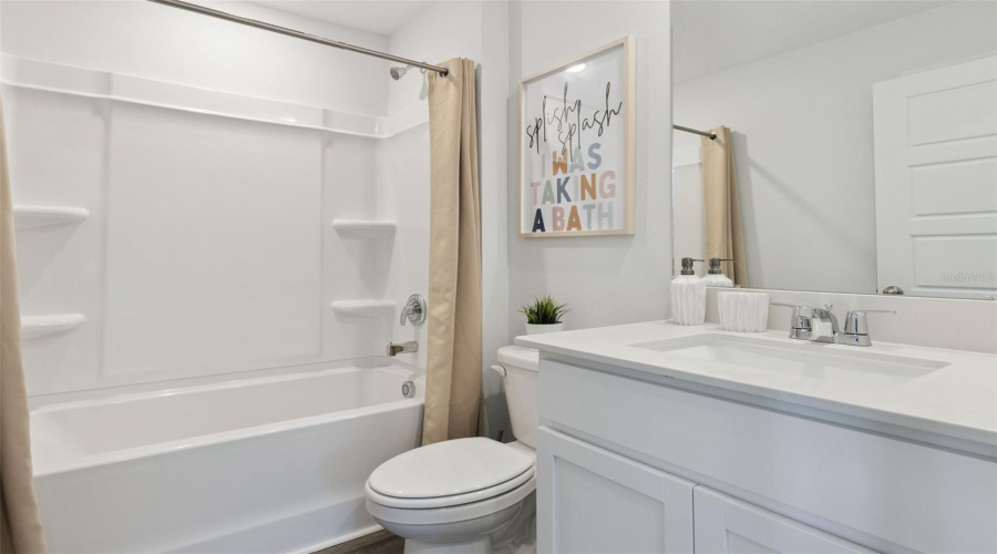 DAVENPORT, Florida 33837, 4 Bedrooms Bedrooms, ,2 BathroomsBathrooms,Residential,For Sale,MOUNTAIN,0,MFRO6383069