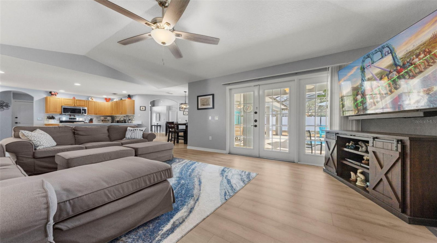 DAVENPORT, Florida 33897, 4 Bedrooms Bedrooms, ,2 BathroomsBathrooms,Residential,For Sale,DOLCETTO,0,MFRG5108194