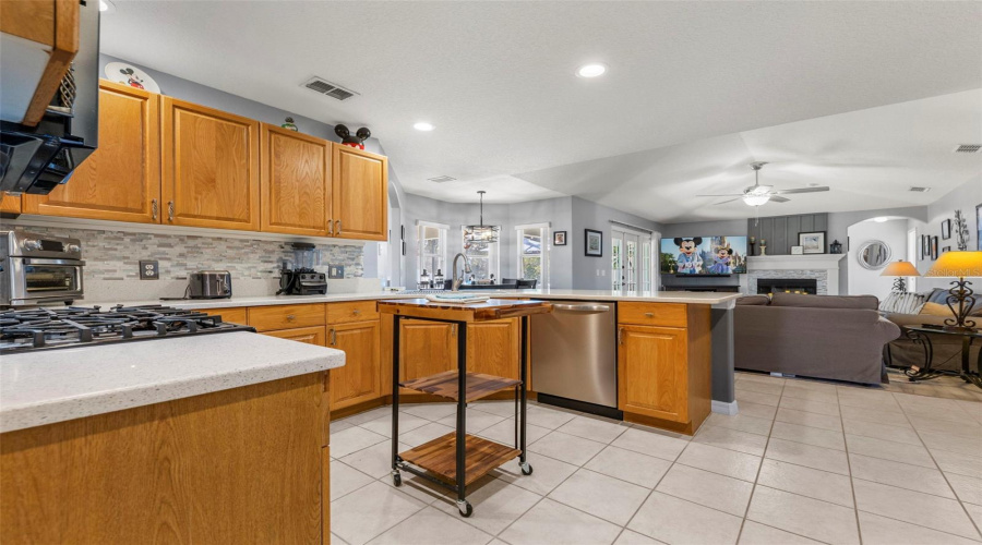 DAVENPORT, Florida 33897, 4 Bedrooms Bedrooms, ,2 BathroomsBathrooms,Residential,For Sale,DOLCETTO,0,MFRG5108194