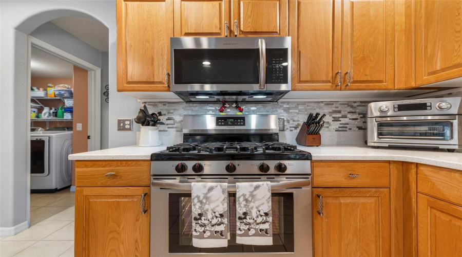 DAVENPORT, Florida 33897, 4 Bedrooms Bedrooms, ,2 BathroomsBathrooms,Residential,For Sale,DOLCETTO,0,MFRG5108194