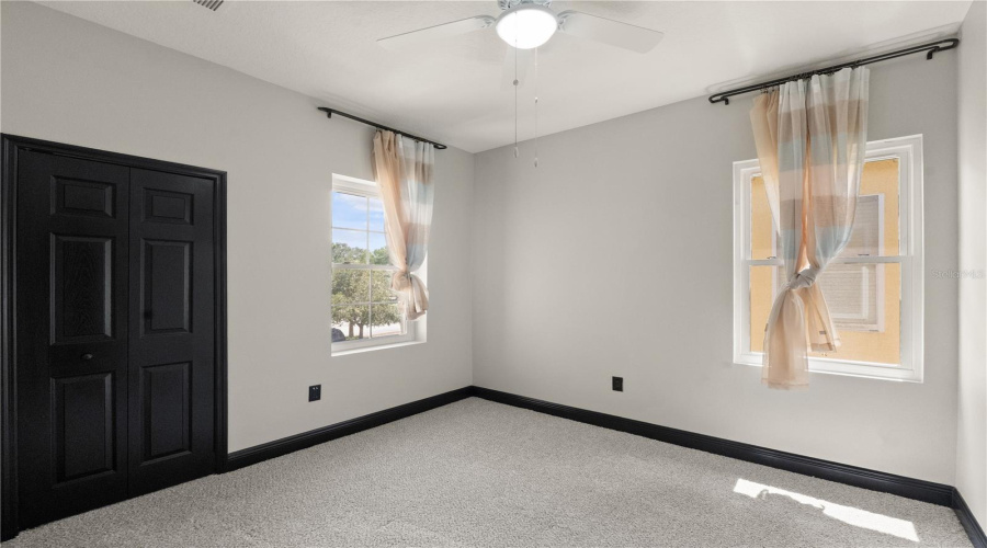 DAVENPORT, Florida 33896, 4 Bedrooms Bedrooms, ,2 BathroomsBathrooms,Residential,For Sale,LAKE SHORE,0,MFRTB8475879