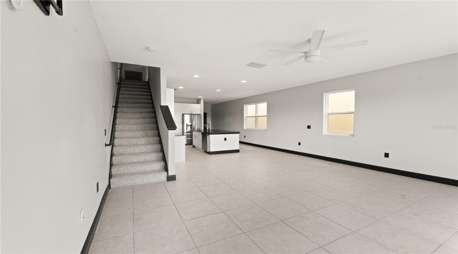 DAVENPORT, Florida 33896, 4 Bedrooms Bedrooms, ,2 BathroomsBathrooms,Residential,For Sale,LAKE SHORE,0,MFRTB8475879