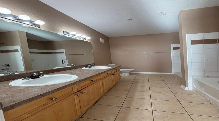 DAVENPORT, Florida 33896, 2 Bedrooms Bedrooms, ,2 BathroomsBathrooms,Residential,For Sale,TERRACE RIDGE,0,MFRS5143378