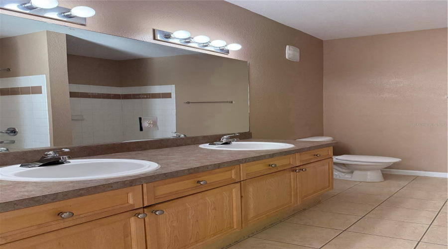 DAVENPORT, Florida 33896, 2 Bedrooms Bedrooms, ,2 BathroomsBathrooms,Residential,For Sale,TERRACE RIDGE,0,MFRS5143378