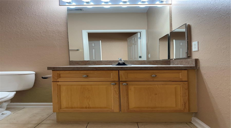 DAVENPORT, Florida 33896, 2 Bedrooms Bedrooms, ,2 BathroomsBathrooms,Residential,For Sale,TERRACE RIDGE,0,MFRS5143378