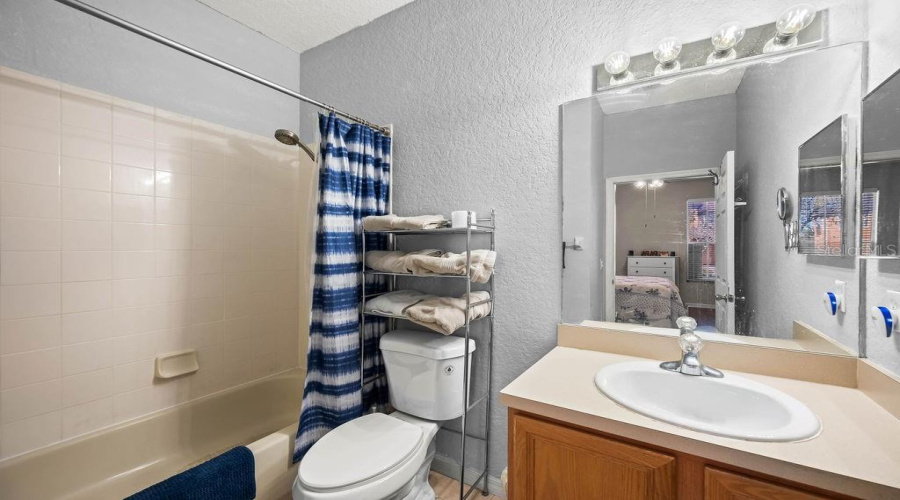 DAVENPORT, Florida 33897, 4 Bedrooms Bedrooms, ,3 BathroomsBathrooms,Residential,For Sale,MIRAMAR,0,MFRO6382622