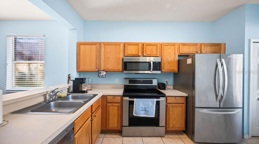 DAVENPORT, Florida 33897, 4 Bedrooms Bedrooms, ,3 BathroomsBathrooms,Residential,For Sale,MIRAMAR,0,MFRO6382622