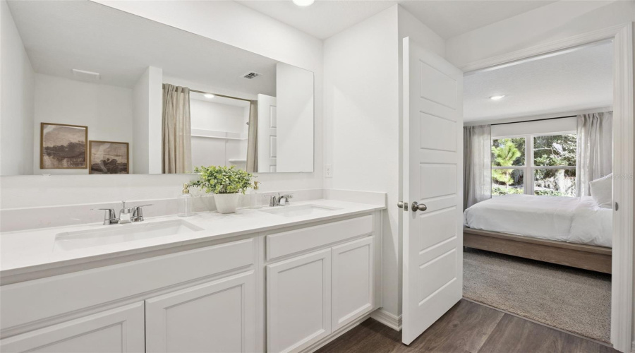 DAVENPORT, Florida 33837, 3 Bedrooms Bedrooms, ,2 BathroomsBathrooms,Residential,For Sale,MOUNTAIN,0,MFRO6383059