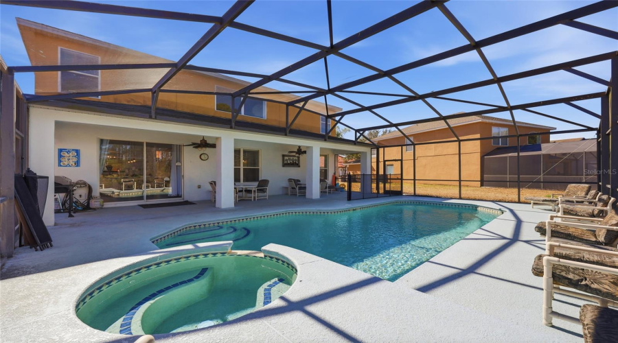 DAVENPORT, Florida 33837, 7 Bedrooms Bedrooms, ,4 BathroomsBathrooms,Residential,For Sale,ORANGE COSMOS,0,MFRO6379795