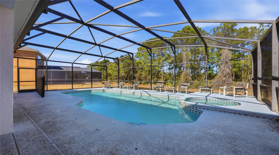 DAVENPORT, Florida 33837, 7 Bedrooms Bedrooms, ,4 BathroomsBathrooms,Residential,For Sale,ORANGE COSMOS,0,MFRO6379795