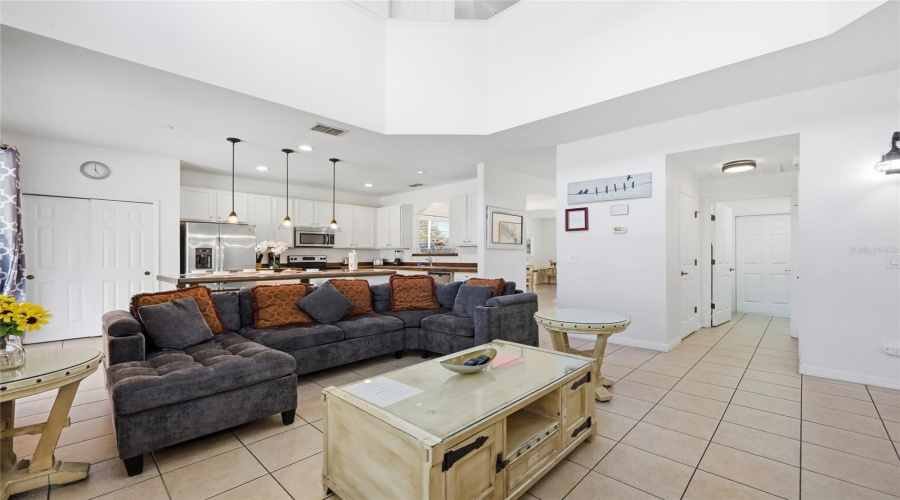 DAVENPORT, Florida 33837, 7 Bedrooms Bedrooms, ,4 BathroomsBathrooms,Residential,For Sale,ORANGE COSMOS,0,MFRO6379795