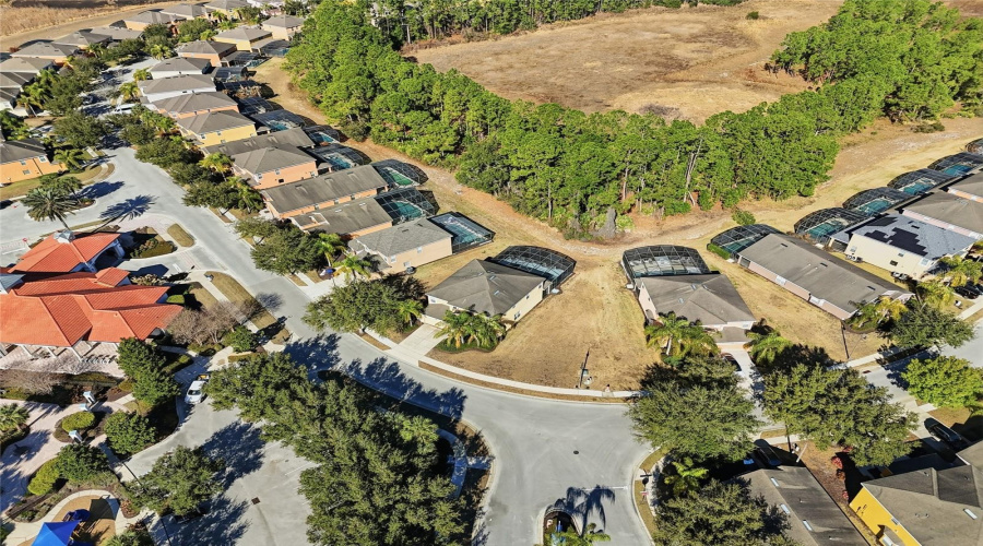 DAVENPORT, Florida 33837, 7 Bedrooms Bedrooms, ,4 BathroomsBathrooms,Residential,For Sale,ORANGE COSMOS,0,MFRO6379795