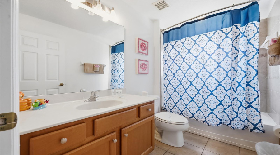 DAVENPORT, Florida 33837, 7 Bedrooms Bedrooms, ,4 BathroomsBathrooms,Residential,For Sale,ORANGE COSMOS,0,MFRO6379795