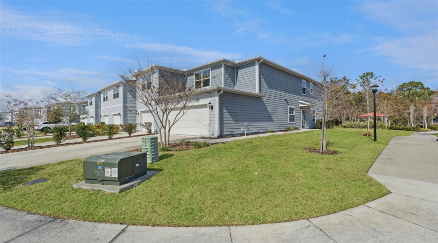 KISSIMMEE, Florida 34746, 3 Bedrooms Bedrooms, ,2 BathroomsBathrooms,Residential,For Sale,SPARKLING SHELL,0,MFRO6382561