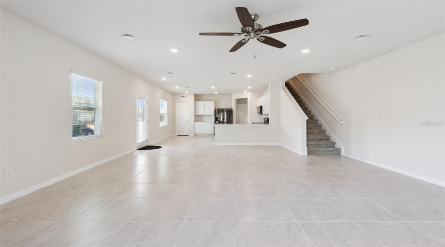 KISSIMMEE, Florida 34746, 3 Bedrooms Bedrooms, ,2 BathroomsBathrooms,Residential,For Sale,SPARKLING SHELL,0,MFRO6382561