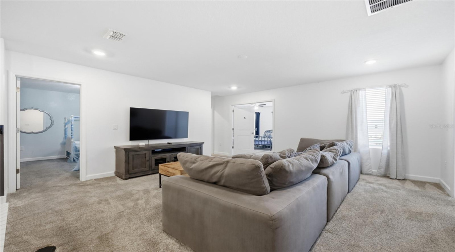 KISSIMMEE, Florida 34746, 8 Bedrooms Bedrooms, ,5 BathroomsBathrooms,Residential,For Sale,OXYMORON,0,MFRO6380933