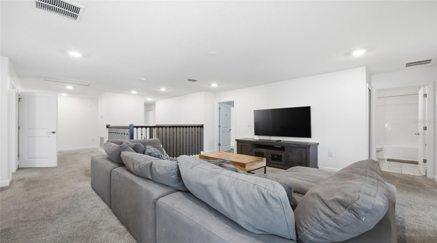 KISSIMMEE, Florida 34746, 8 Bedrooms Bedrooms, ,5 BathroomsBathrooms,Residential,For Sale,OXYMORON,0,MFRO6380933