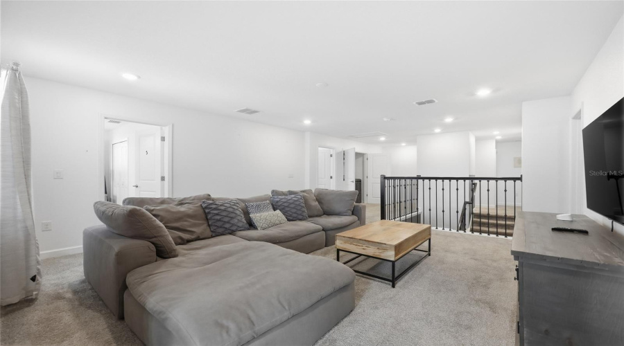 KISSIMMEE, Florida 34746, 8 Bedrooms Bedrooms, ,5 BathroomsBathrooms,Residential,For Sale,OXYMORON,0,MFRO6380933