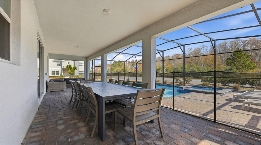 KISSIMMEE, Florida 34746, 8 Bedrooms Bedrooms, ,5 BathroomsBathrooms,Residential,For Sale,OXYMORON,0,MFRO6380933