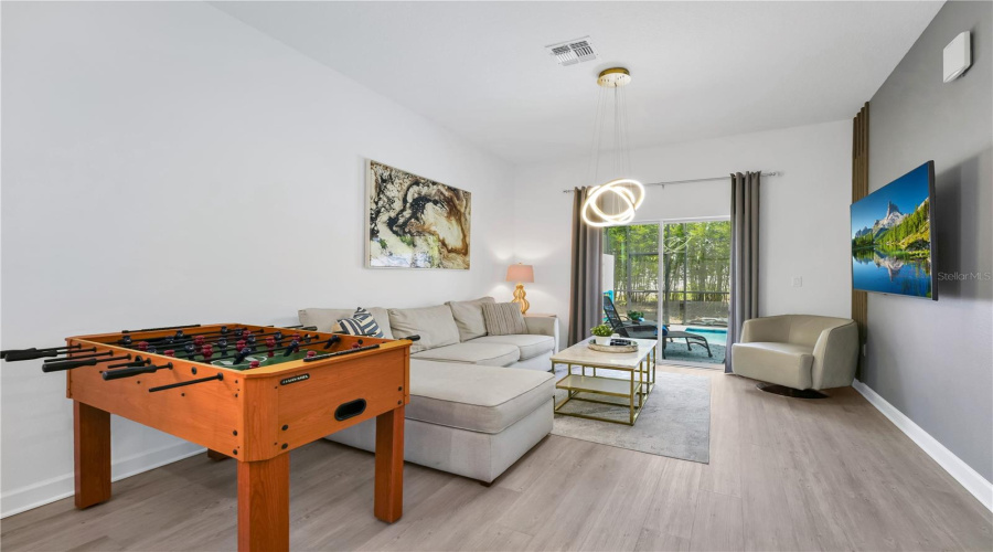 DAVENPORT, Florida 33896, 5 Bedrooms Bedrooms, ,4 BathroomsBathrooms,Residential,For Sale,FAMAGUSTA,0,MFRO6383238