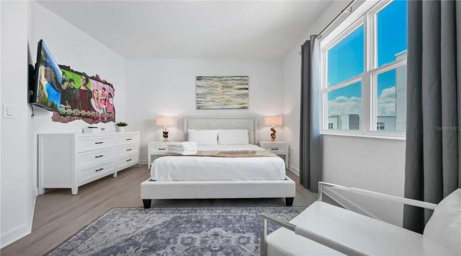 DAVENPORT, Florida 33896, 5 Bedrooms Bedrooms, ,4 BathroomsBathrooms,Residential,For Sale,FAMAGUSTA,0,MFRO6383238