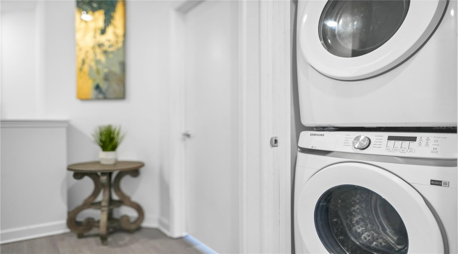 DAVENPORT, Florida 33896, 5 Bedrooms Bedrooms, ,4 BathroomsBathrooms,Residential,For Sale,FAMAGUSTA,0,MFRO6383238