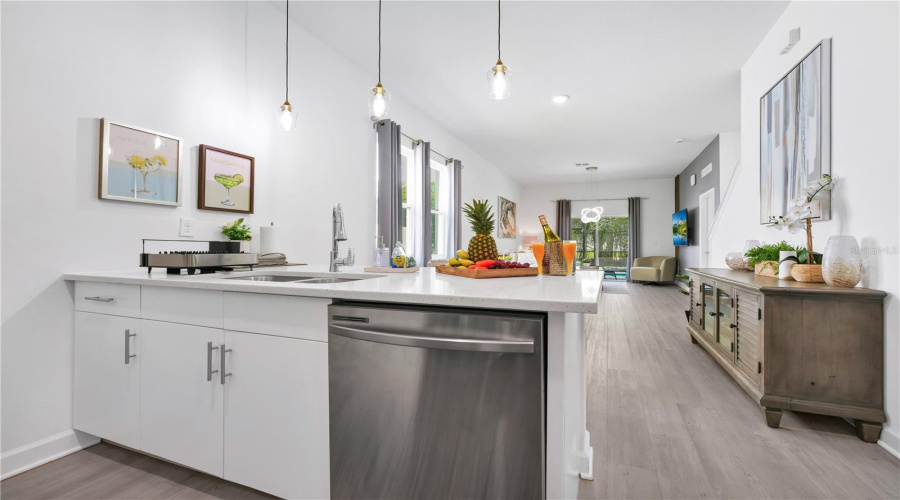 DAVENPORT, Florida 33896, 5 Bedrooms Bedrooms, ,4 BathroomsBathrooms,Residential,For Sale,FAMAGUSTA,0,MFRO6383238