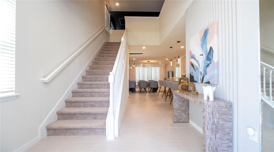 DAVENPORT, Florida 33897, 7 Bedrooms Bedrooms, ,5 BathroomsBathrooms,Residential,For Sale,KAIPO,0,MFRO6383228