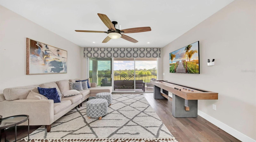 KISSIMMEE, Florida 34747, 6 Bedrooms Bedrooms, ,6 BathroomsBathrooms,Residential,For Sale,JACKS CLUB,0,MFRS5144037