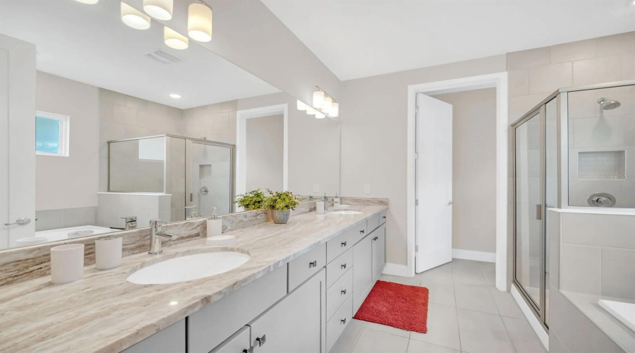 KISSIMMEE, Florida 34747, 6 Bedrooms Bedrooms, ,6 BathroomsBathrooms,Residential,For Sale,JACKS CLUB,0,MFRS5144037