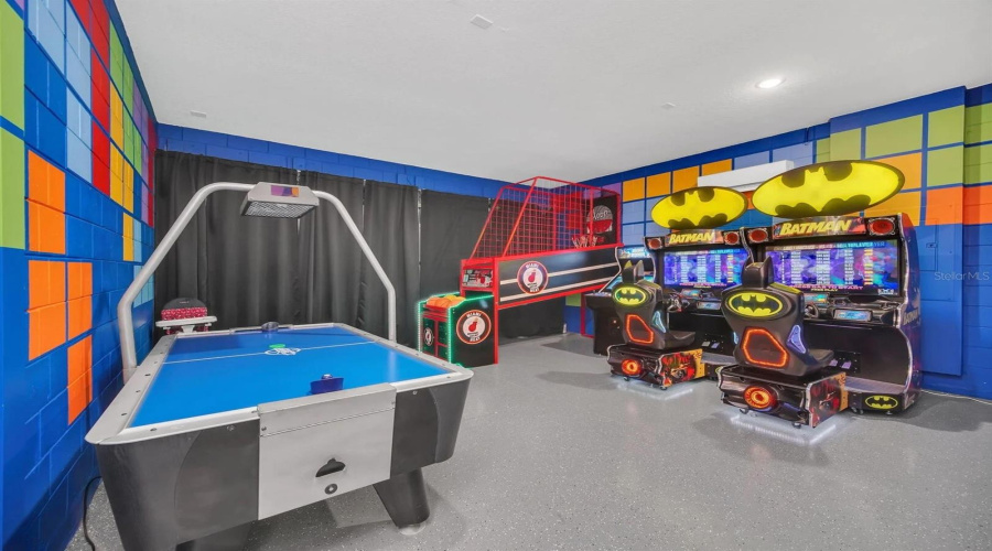 KISSIMMEE, Florida 34747, 6 Bedrooms Bedrooms, ,6 BathroomsBathrooms,Residential,For Sale,JACKS CLUB,0,MFRS5144037