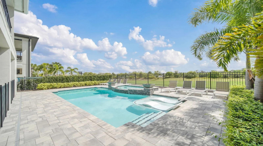 KISSIMMEE, Florida 34747, 6 Bedrooms Bedrooms, ,6 BathroomsBathrooms,Residential,For Sale,JACKS CLUB,0,MFRS5144037