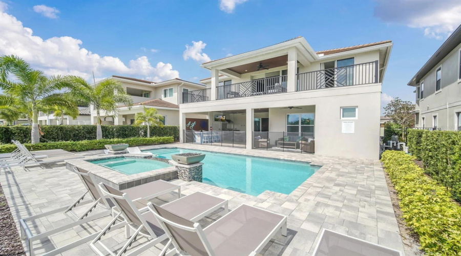 KISSIMMEE, Florida 34747, 6 Bedrooms Bedrooms, ,6 BathroomsBathrooms,Residential,For Sale,JACKS CLUB,0,MFRS5144037