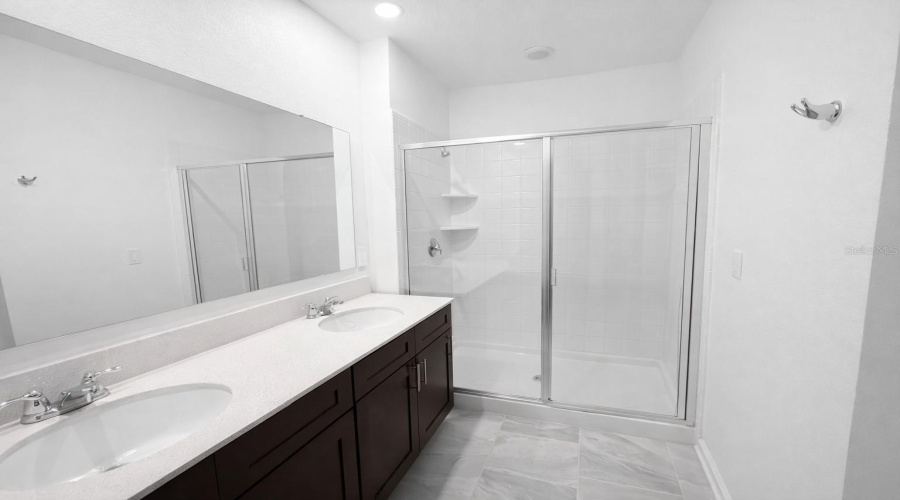 DAVENPORT, Florida 33837, 3 Bedrooms Bedrooms, ,2 BathroomsBathrooms,Residential,For Sale,JETT,0,MFRS5144007