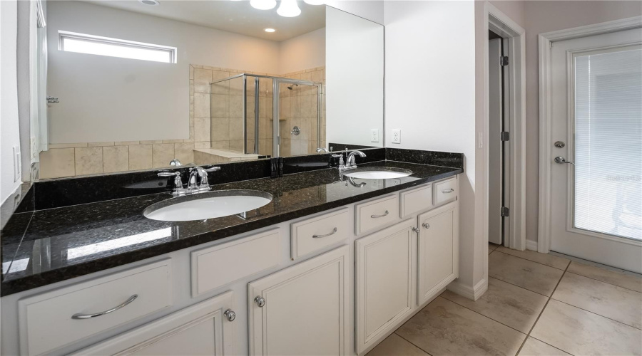 KISSIMMEE, Florida 34747, 8 Bedrooms Bedrooms, ,6 BathroomsBathrooms,Residential,For Sale,GOBI,0,MFRO6383464