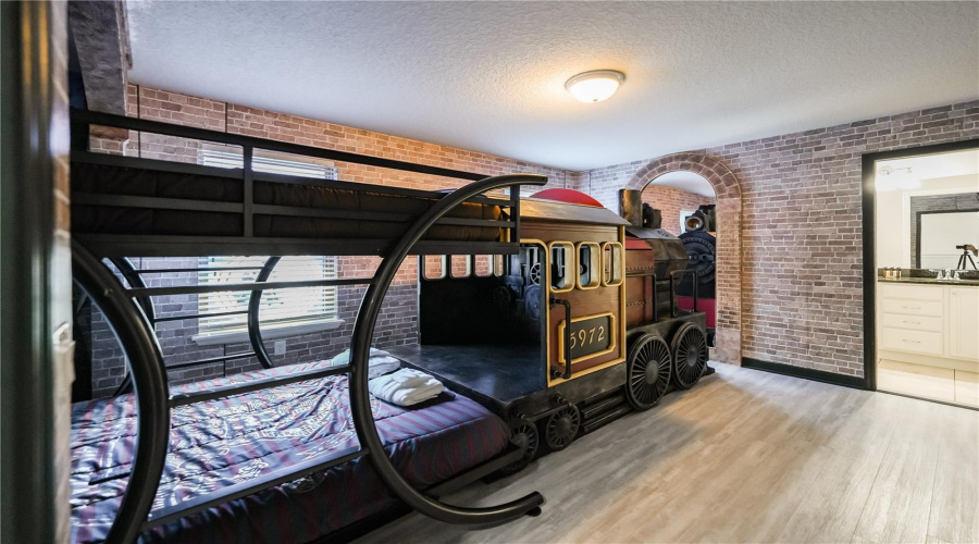 KISSIMMEE, Florida 34747, 8 Bedrooms Bedrooms, ,6 BathroomsBathrooms,Residential,For Sale,GOBI,0,MFRO6383464