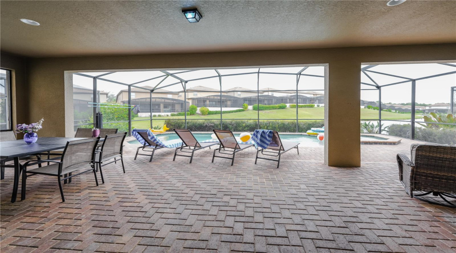 KISSIMMEE, Florida 34747, 8 Bedrooms Bedrooms, ,6 BathroomsBathrooms,Residential,For Sale,GOBI,0,MFRO6383464