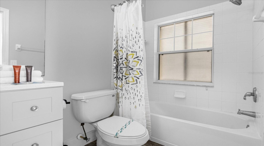 KISSIMMEE, Florida 34746, 4 Bedrooms Bedrooms, ,3 BathroomsBathrooms,Residential,For Sale,PARK TERRACE,0,MFRP4937870