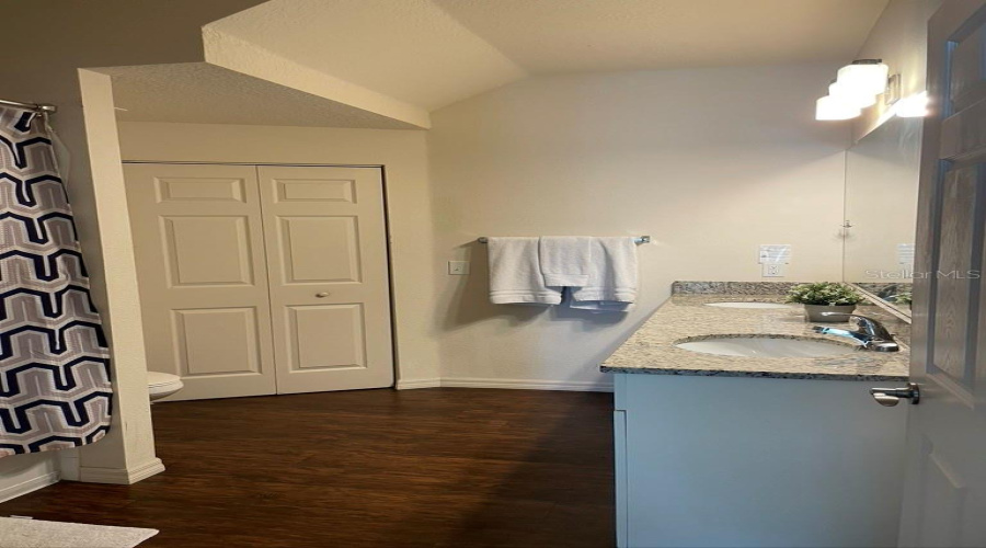 KISSIMMEE, Florida 34747, 3 Bedrooms Bedrooms, ,2 BathroomsBathrooms,Residential,For Sale,SHINE,0,MFRO6383458