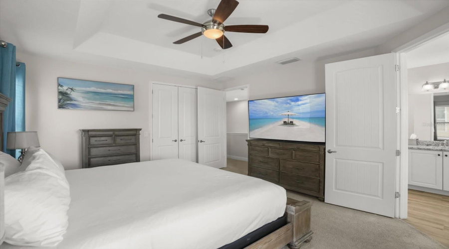 Large bedroom offering plenty of room to relax and unwind.