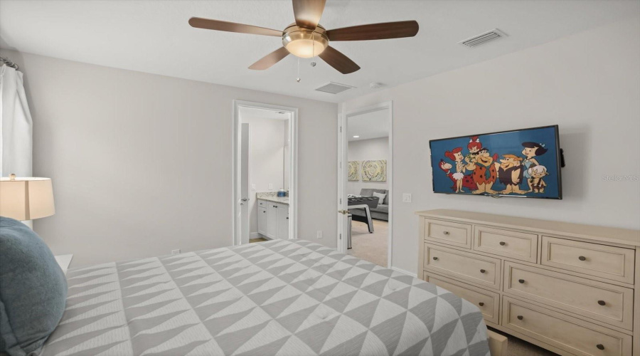 KISSIMMEE, Florida 34747, 6 Bedrooms Bedrooms, ,5 BathroomsBathrooms,Residential,For Sale,BURMA,0,MFRG5108000