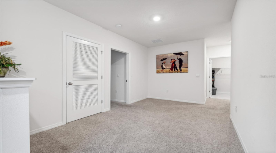 DAVENPORT, Florida 33837, 5 Bedrooms Bedrooms, ,3 BathroomsBathrooms,Residential,For Sale,CHINOY,0,MFRP4937877