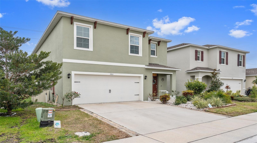DAVENPORT, Florida 33837, 5 Bedrooms Bedrooms, ,3 BathroomsBathrooms,Residential,For Sale,CHINOY,0,MFRP4937877
