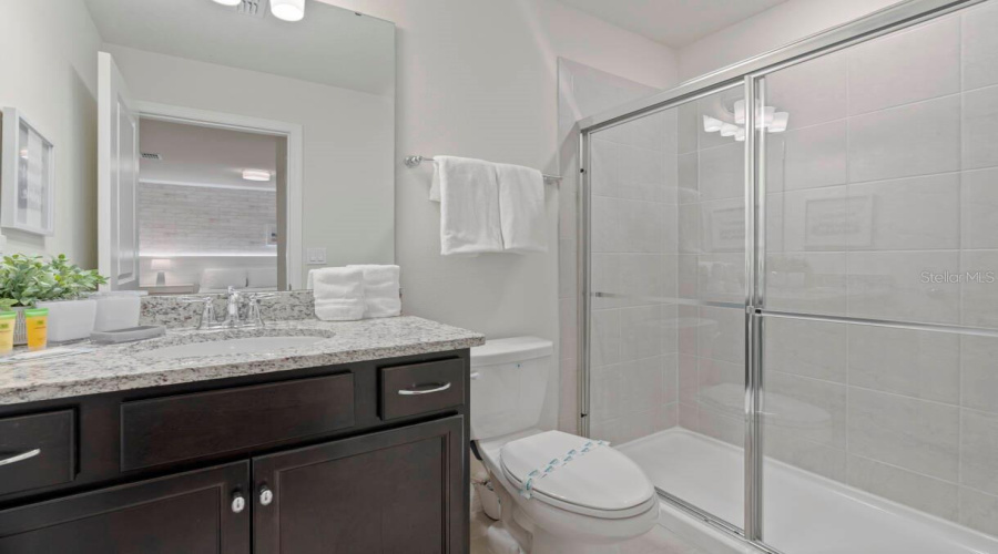 DAVENPORT, Florida 33897, 10 Bedrooms Bedrooms, ,8 BathroomsBathrooms,Residential,For Sale,LANA AVENUE,0,MFRO6383410