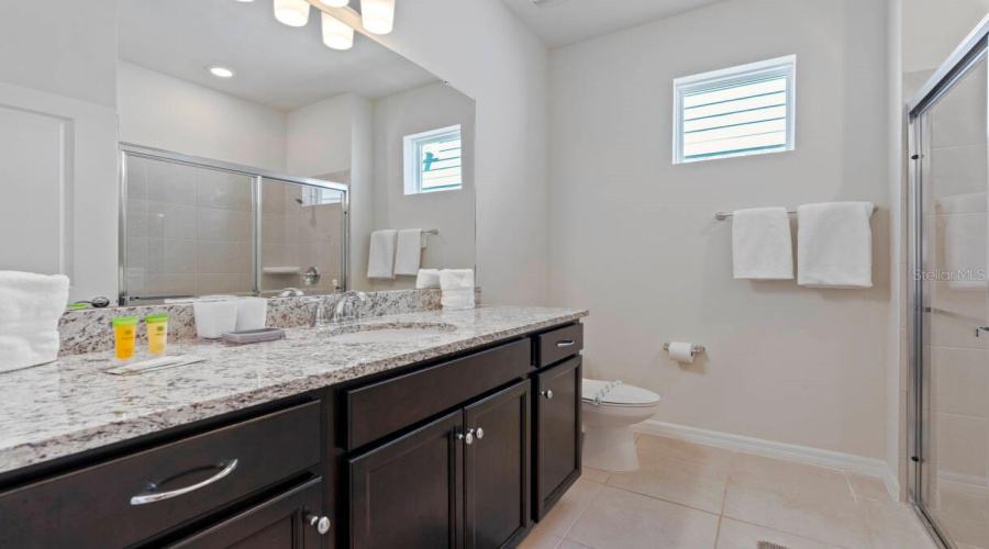 DAVENPORT, Florida 33897, 10 Bedrooms Bedrooms, ,8 BathroomsBathrooms,Residential,For Sale,LANA AVENUE,0,MFRO6383410