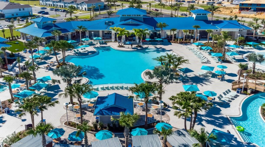 DAVENPORT, Florida 33897, 10 Bedrooms Bedrooms, ,8 BathroomsBathrooms,Residential,For Sale,LANA AVENUE,0,MFRO6383410