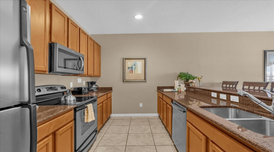 KISSIMMEE, Florida 34747, 4 Bedrooms Bedrooms, ,3 BathroomsBathrooms,Residential,For Sale,COCO PALM,0,MFRO6296715